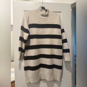 Line & Dot sweater dress